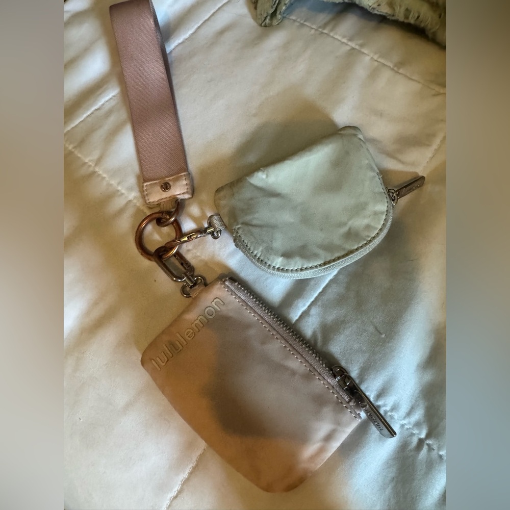 Lululemon white and pink Wristlet Set